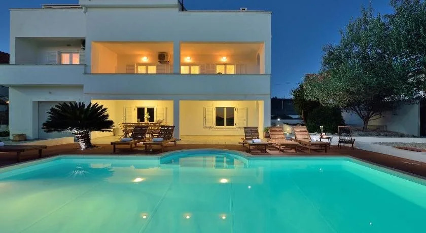 Villa Nodi