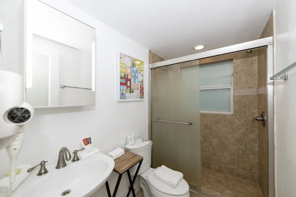 Sofi Beach Apartments