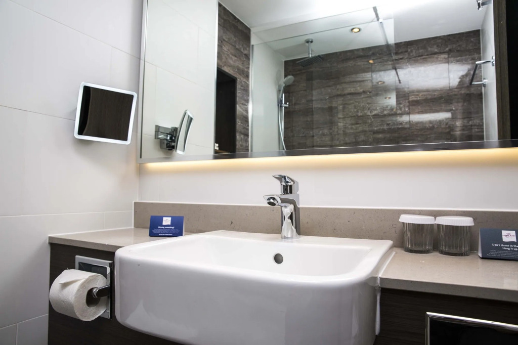 Crowne Plaza Basingstoke by IHG