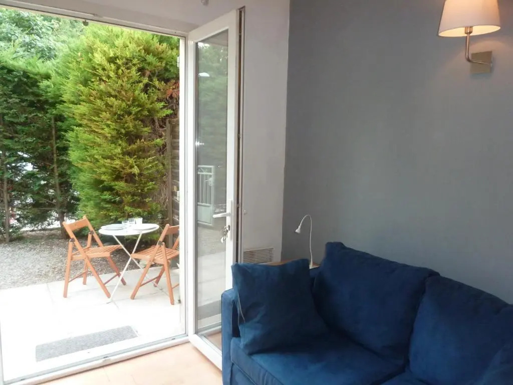 Petit Studio, terrasse, jardinet, climatisation, wifi