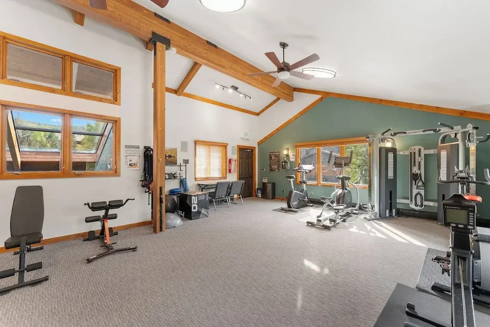 Mountain Side Condominiums 152, Building H