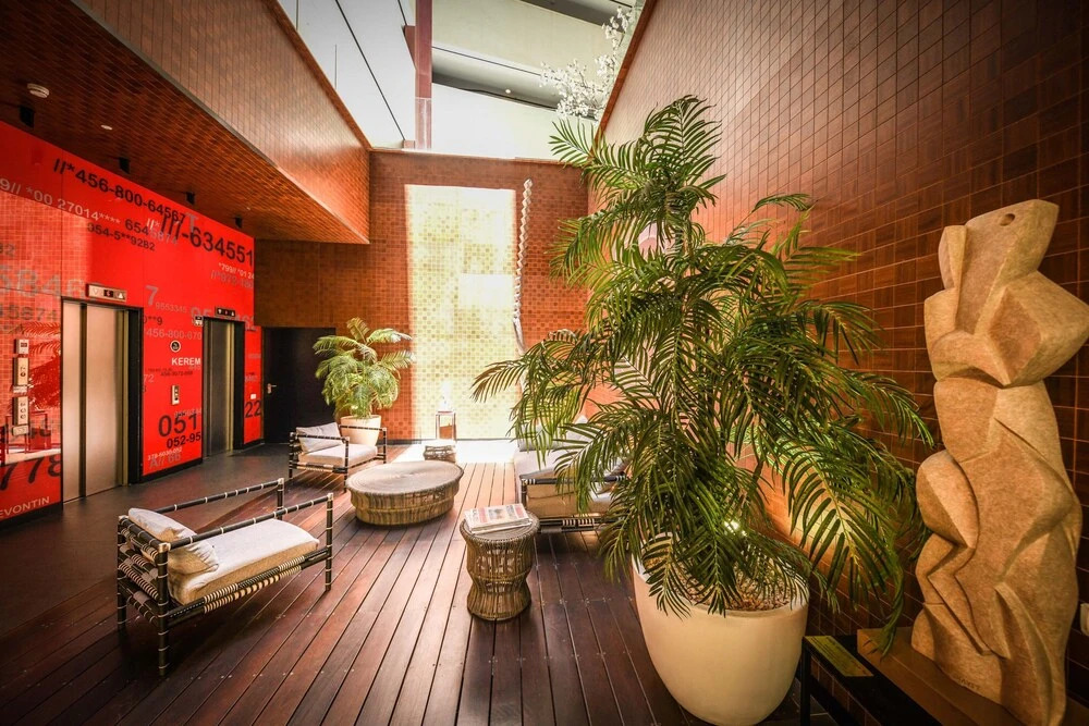 Luxury Levontin apt near Rothschild