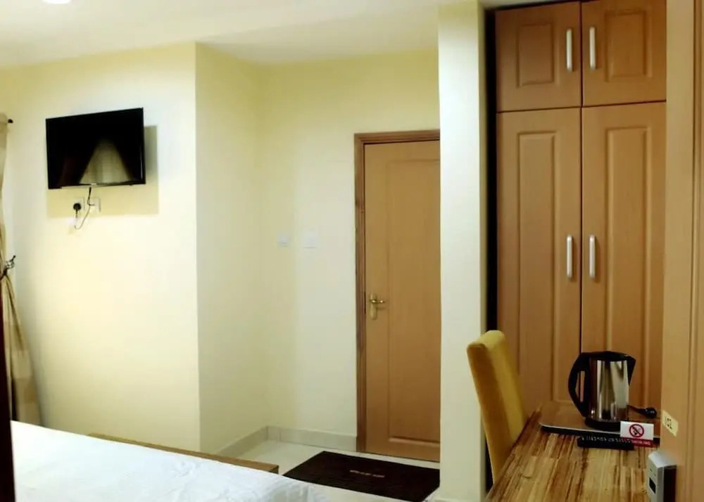 Nspri Guest House