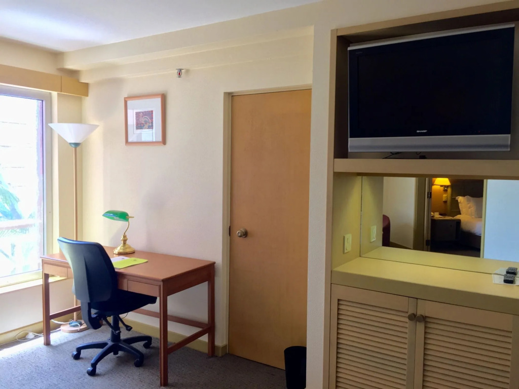 DoubleTree by Hilton Esplanade Darwin