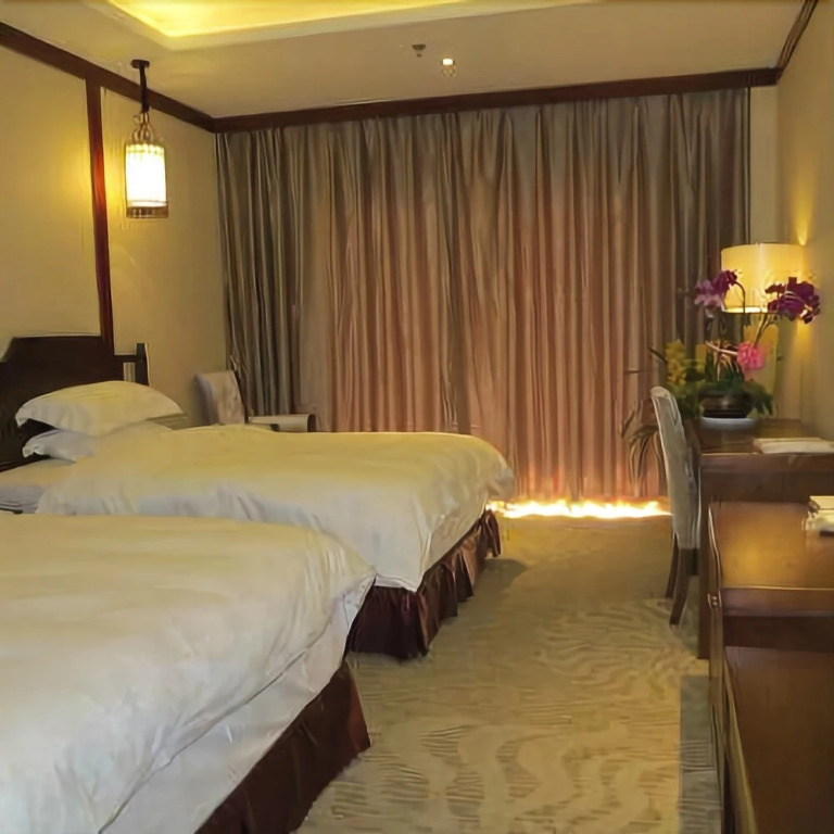Xishu Sunshine Garden Hotel