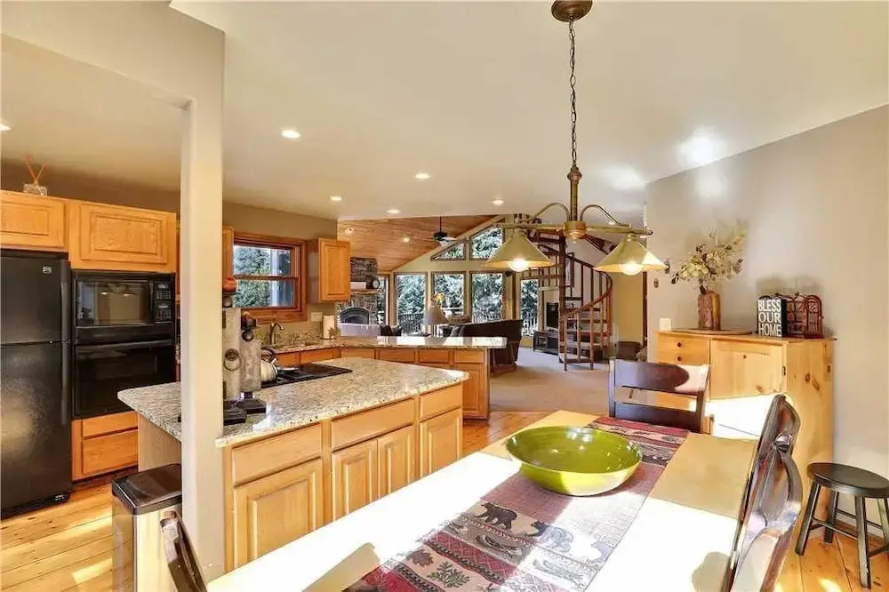 Hideaway Cabin House