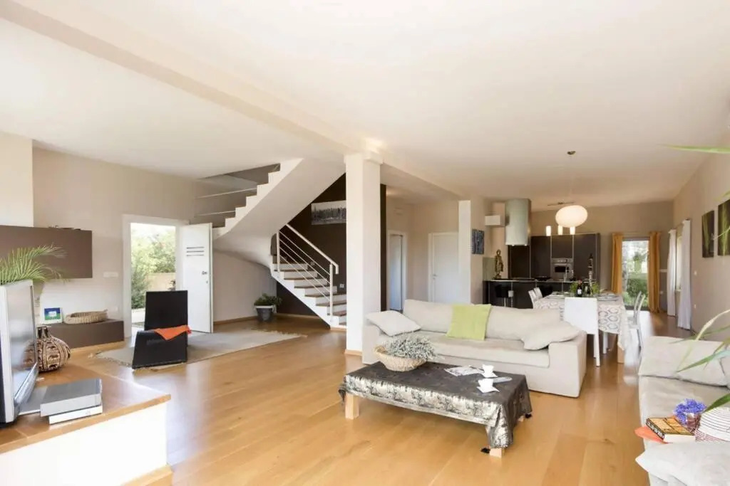 Sunny Summer House 4*