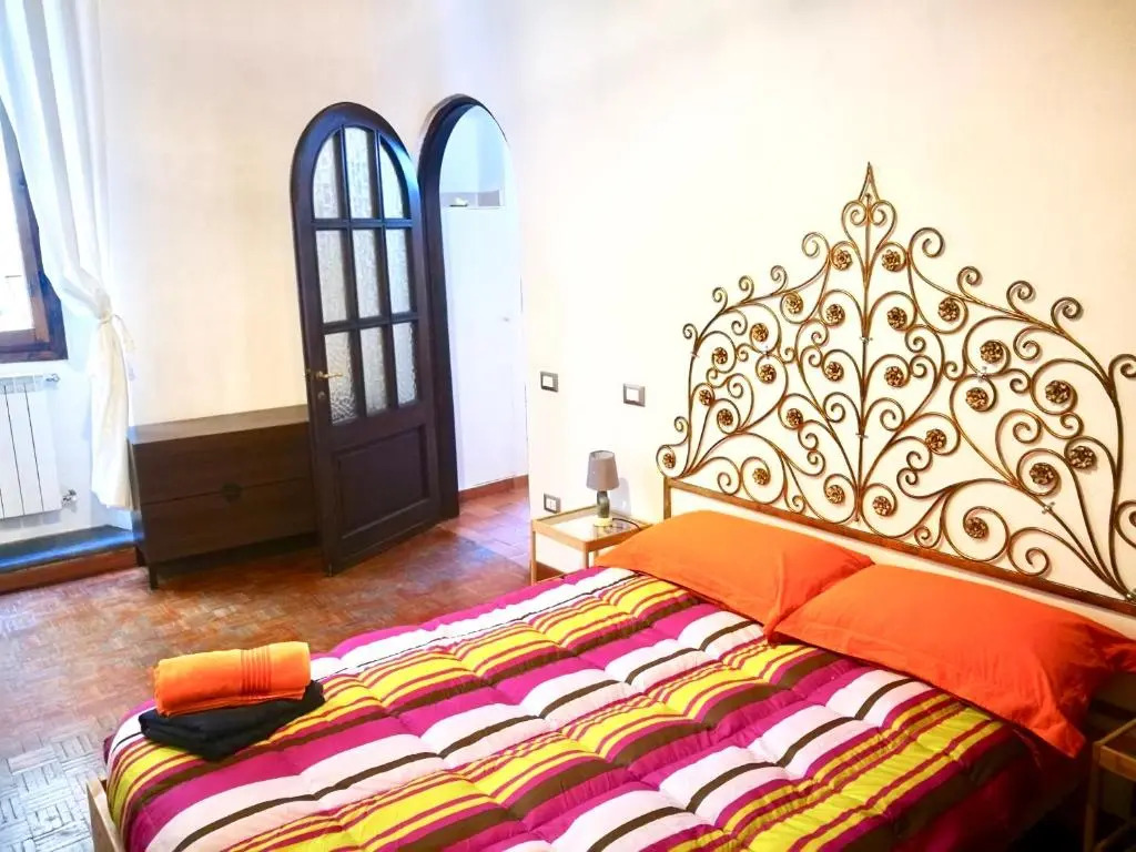 1 pitti apartment