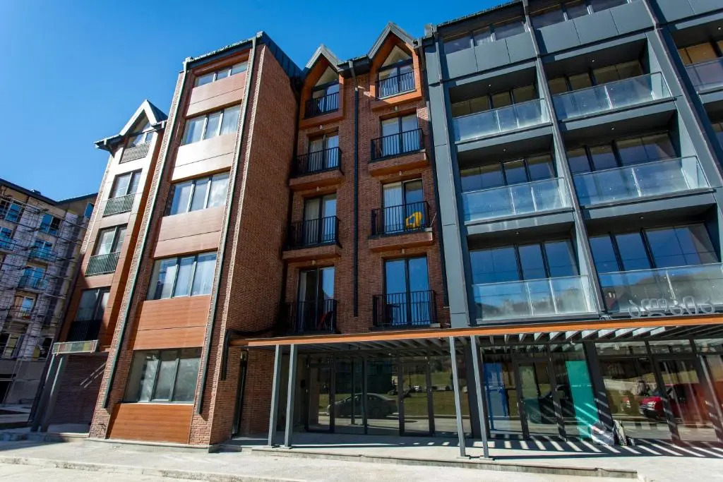 Modern family appartment with 4kTV, coffee machine and big fridge in New Gudauri Alpic