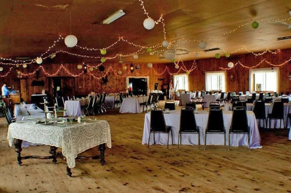 Lake Shore Farm Inn