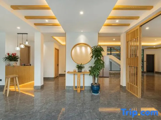 Yunshang Grassland Anji Suxi Landscape Homestay