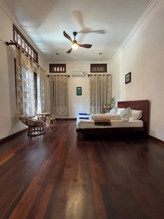 Platinum Haven Hostel & Gardens