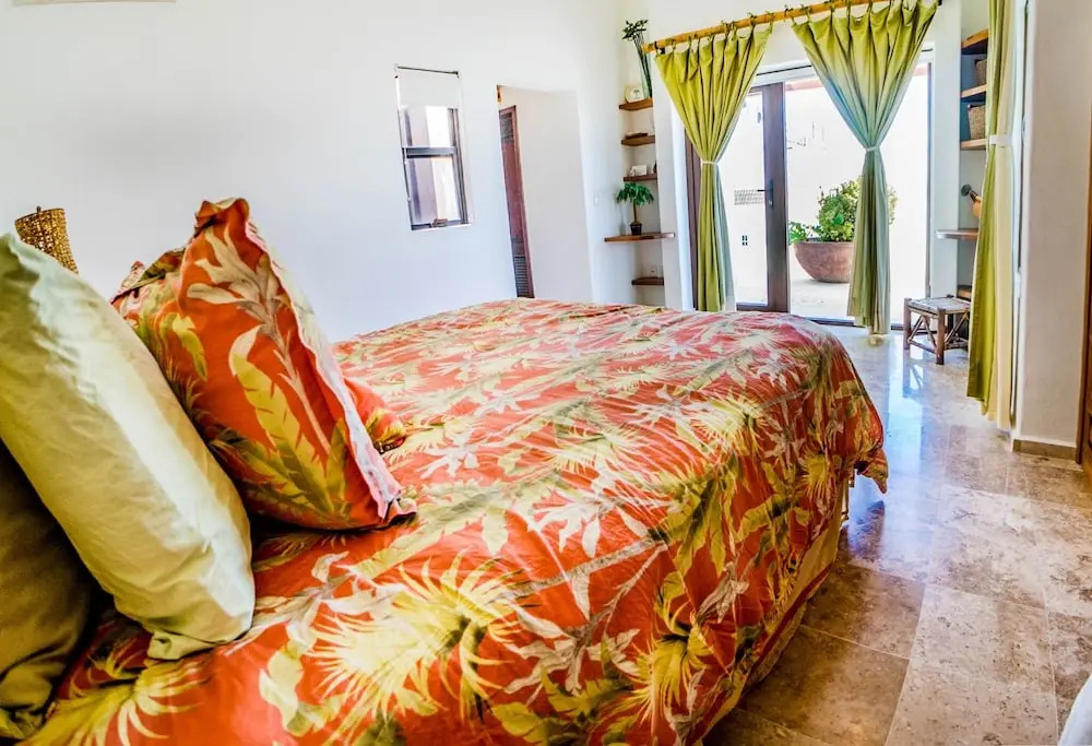Royal Palms 10 2 Bedroom Condo by RedAwning