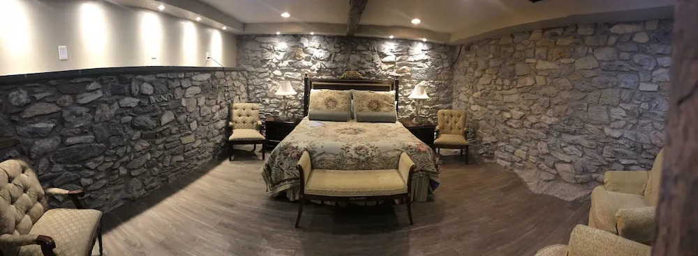 Cameron Estate Inn