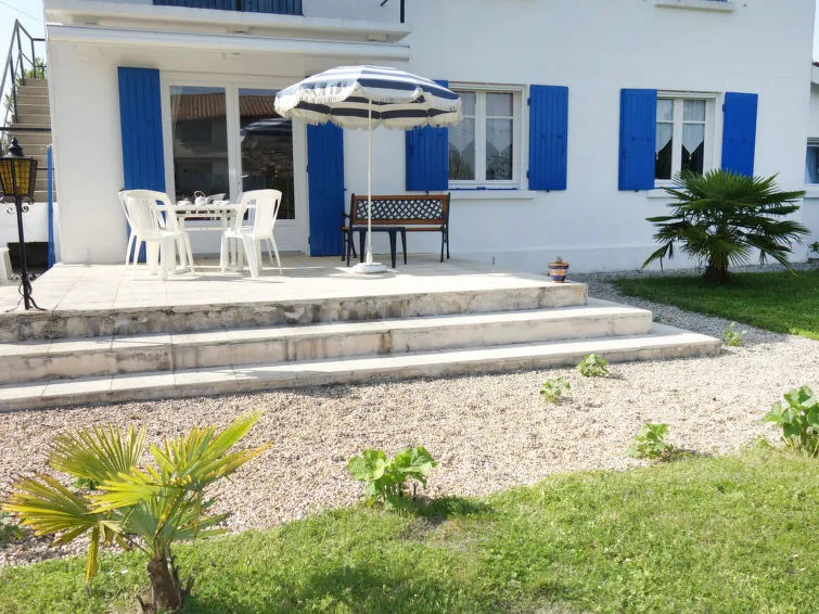 Holiday Home de l'Océan (SUL195)