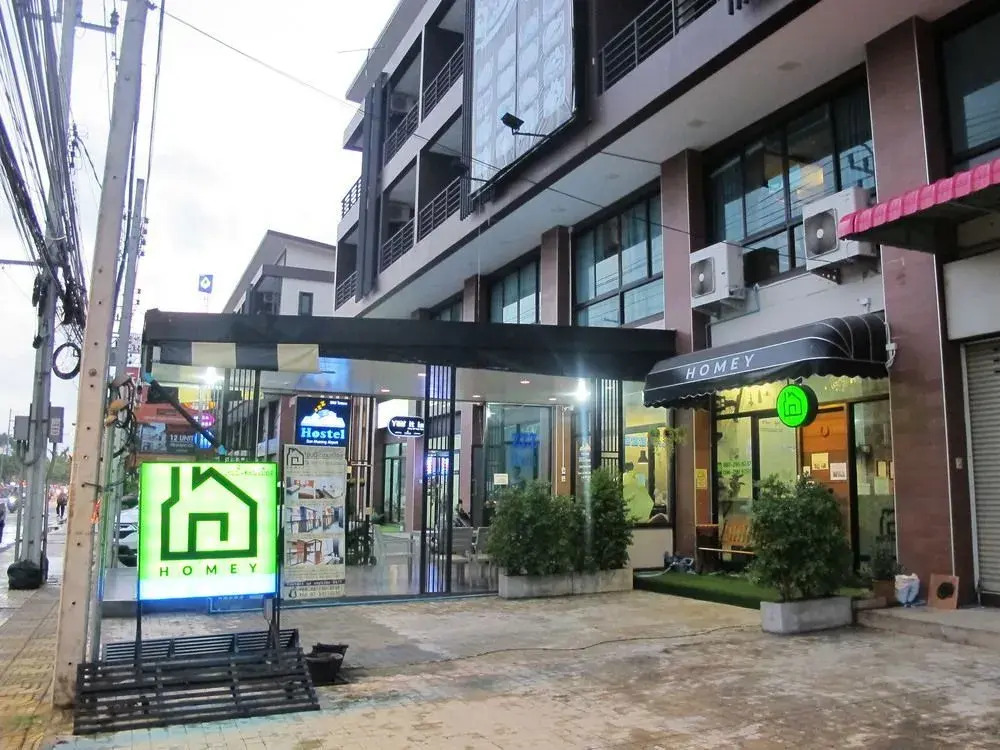 HOMEY-Sleepy Don Mueang Airport Hostel