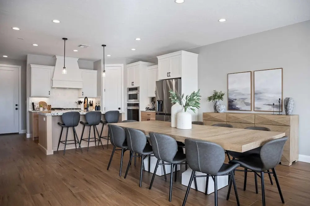 Rock Creek At Desert Color 5 Bedroom Townhouse