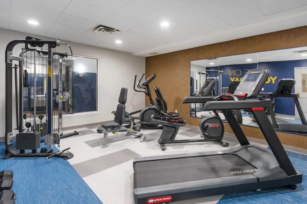 Country Inn & Suites by Radisson, Hampton, VA