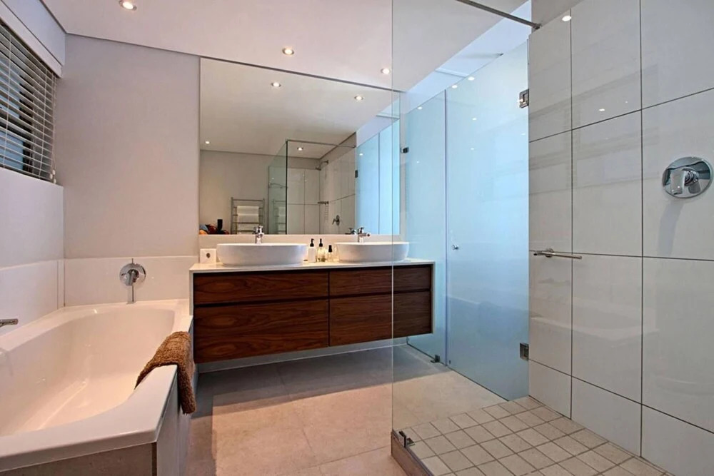 Top Floor Holiday Apartment in Sea Point With Incredible Views Fairmont 1001