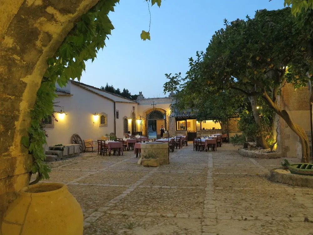 Baglio Siciliamo Country House