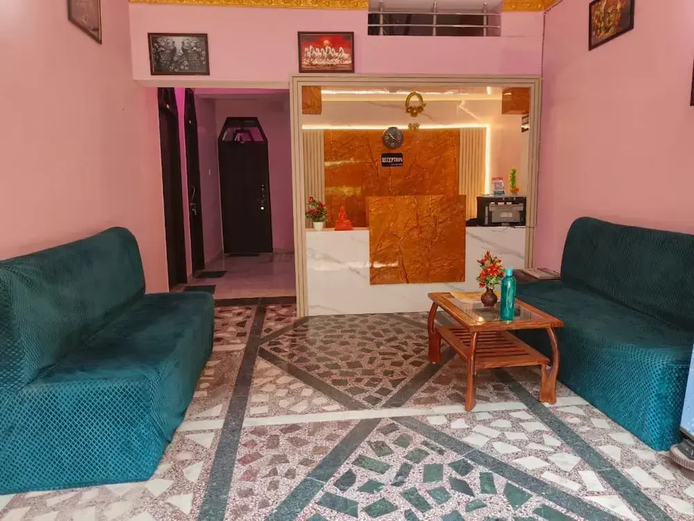 Anand Homestay
