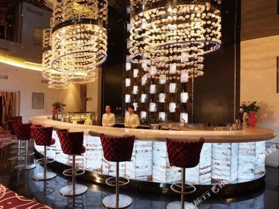 Yulong International Hotel