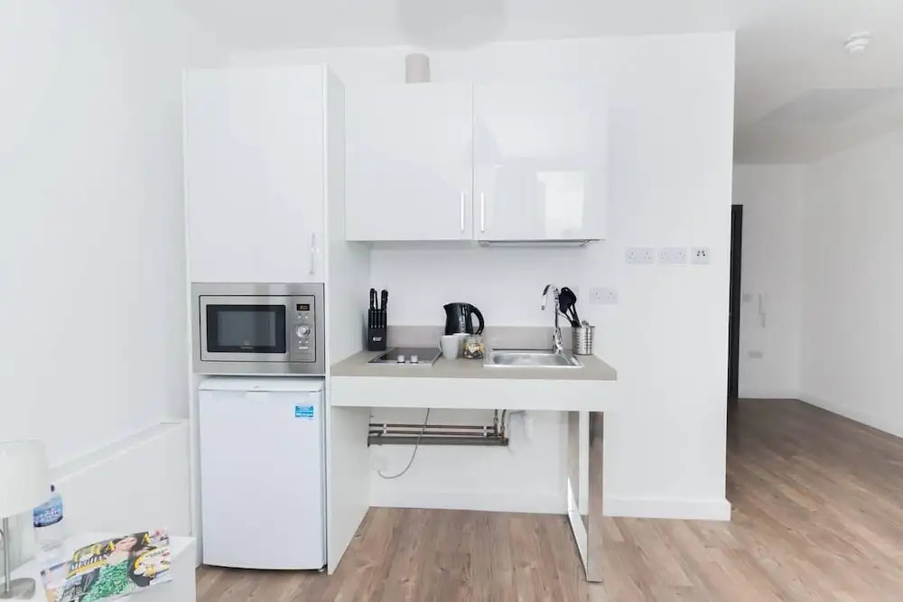 Modern Studio Apartment In The Heart Of Liverpool!