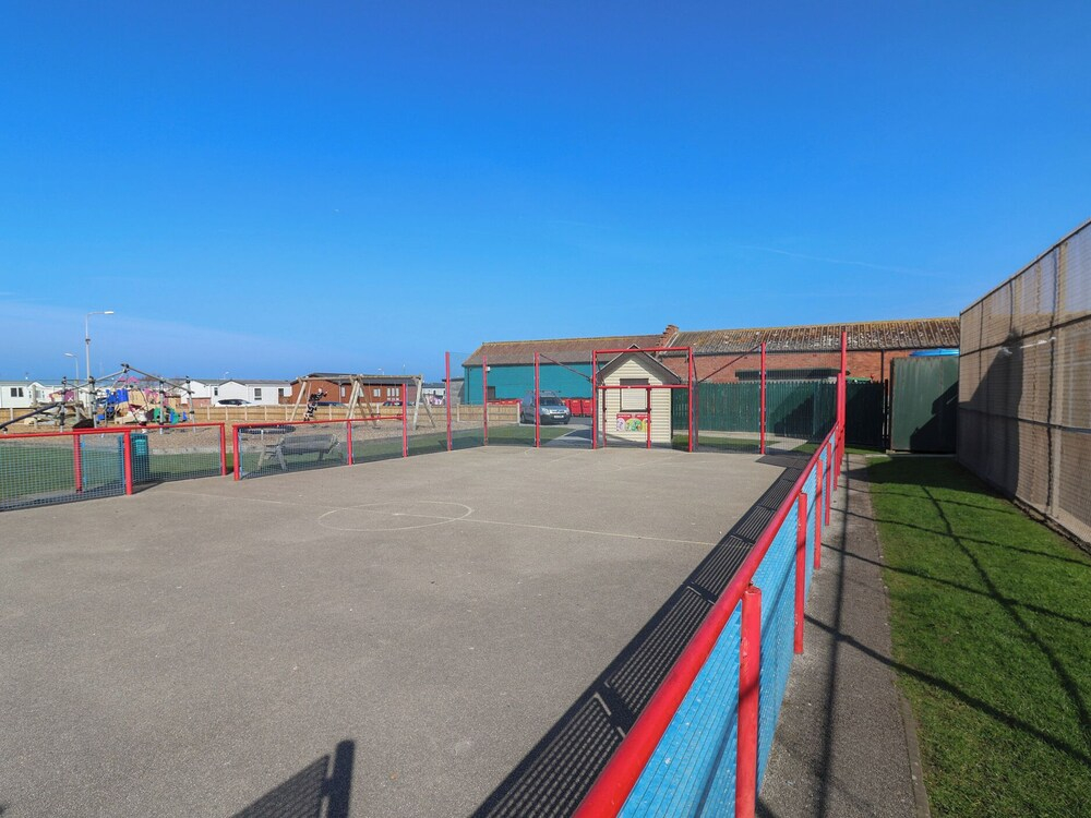 Golden Sands Kinmel Bay - 20528