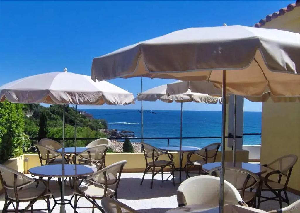 "Cap Riviera" Hotel & Restaurant Saint Aygulf