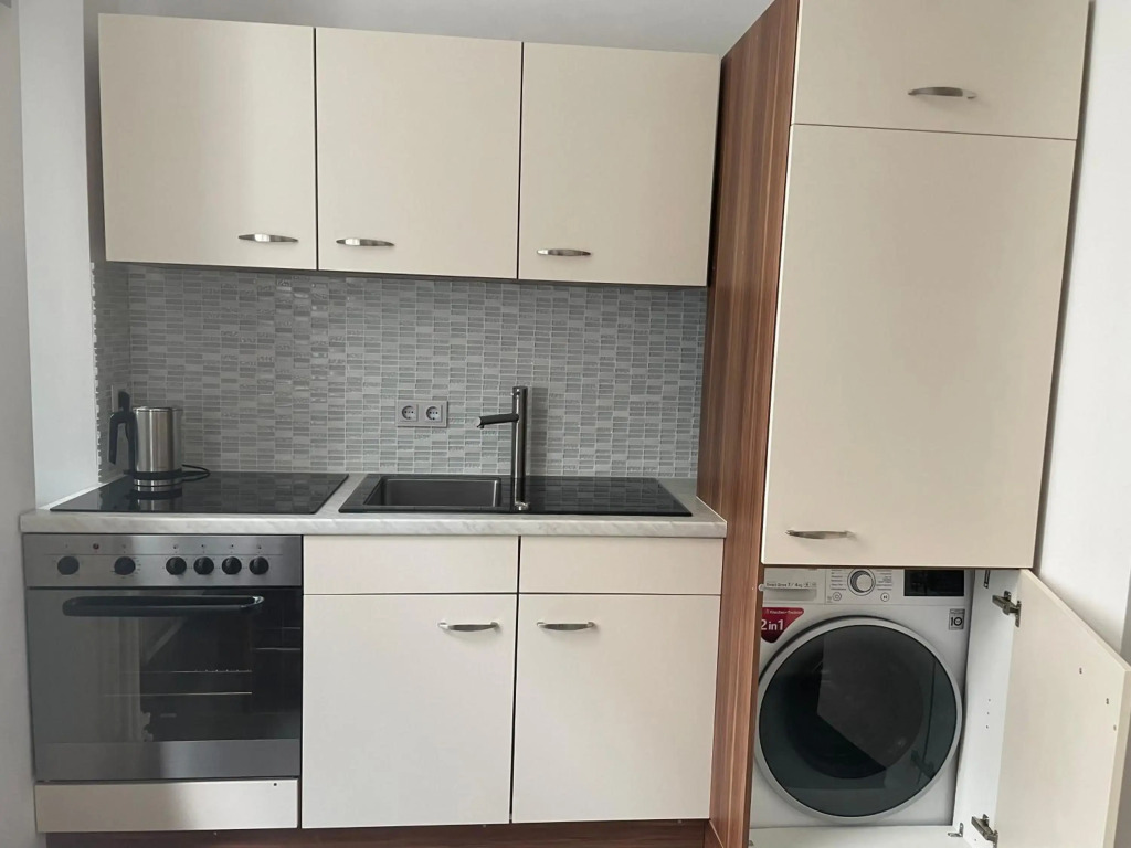 Luxury 60m2 Appartement in Wilhelmstadt Berlin