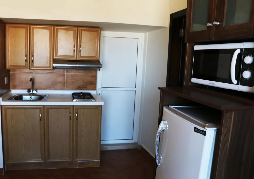 Bil Residence