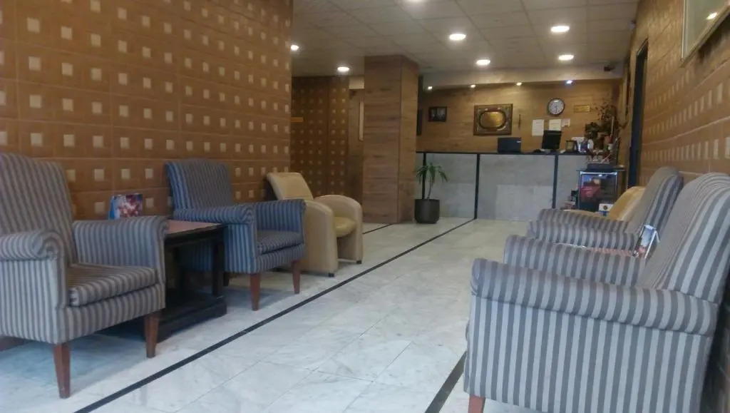 Al-Houriat Hotel