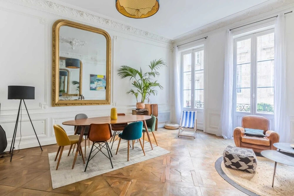 Beautiful 2BR Apartment in Chartrons, Bordeaux