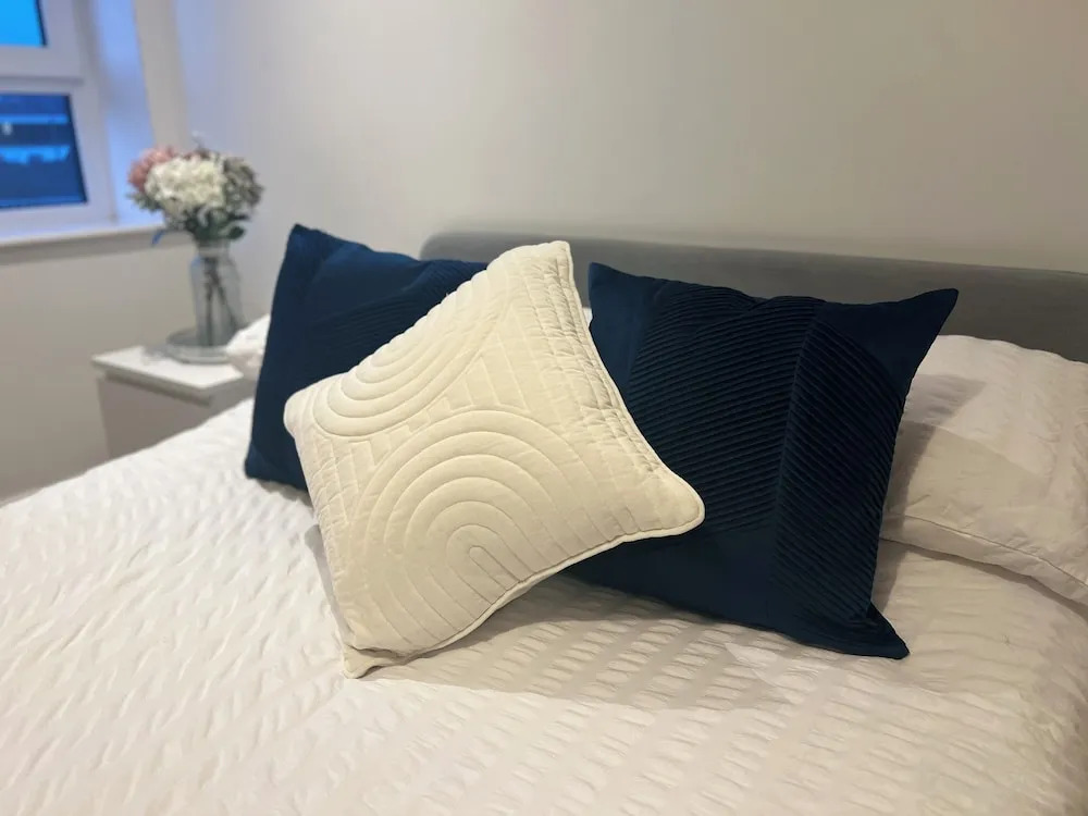 HU1 Hull City Centre Modern Apartment H9