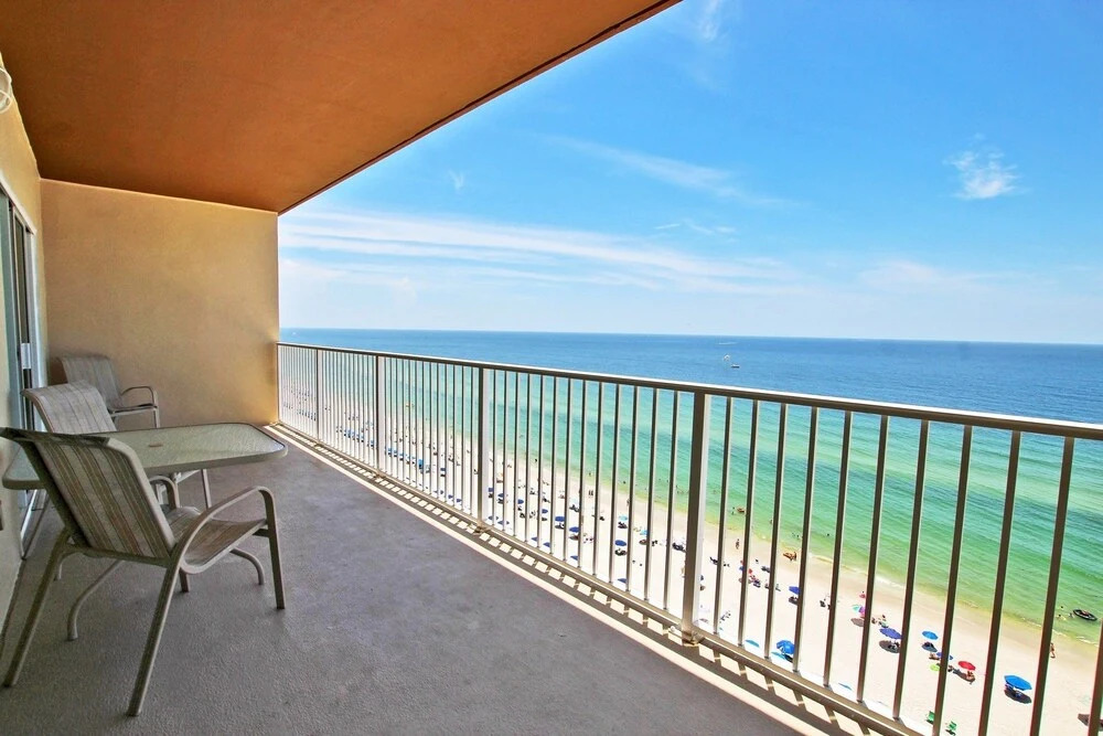 Crystal Shores West 702