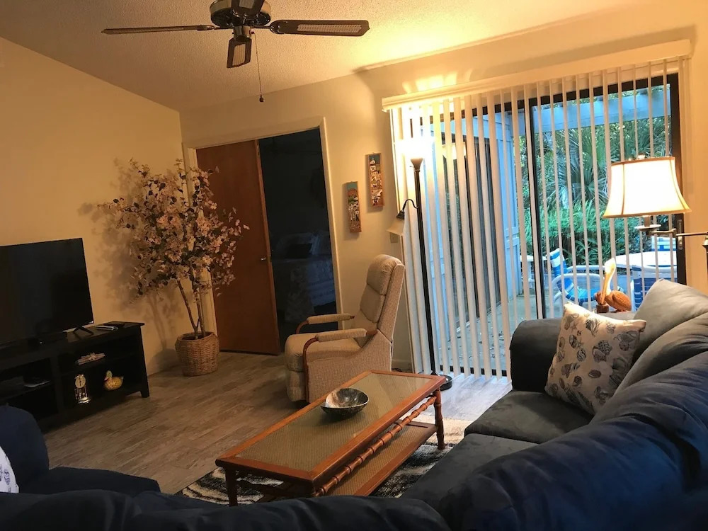 Sea Woods 2bdrm Villa 4350