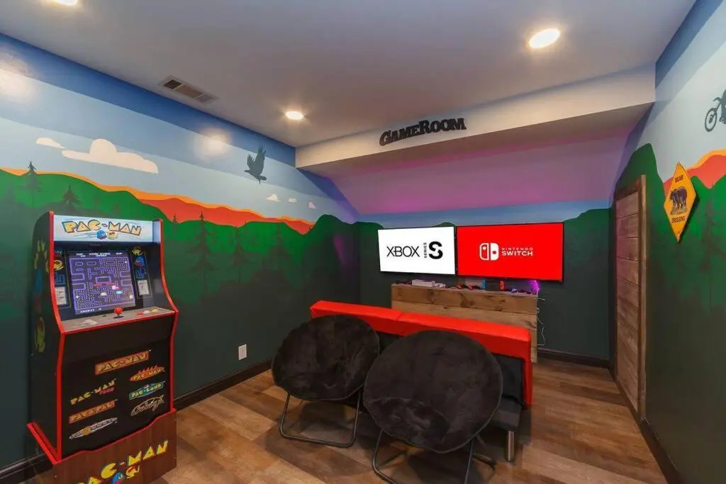 New Smoky Reno - Indoor pool - Arcade - Theater - Sleeps 12