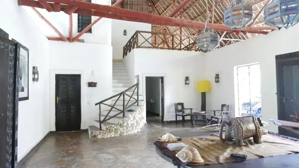 Maembe House