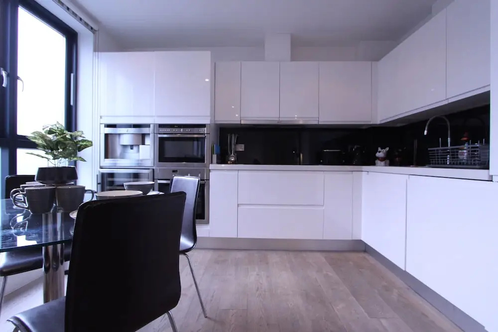 Modern 2 Bedroom Apart in heart London