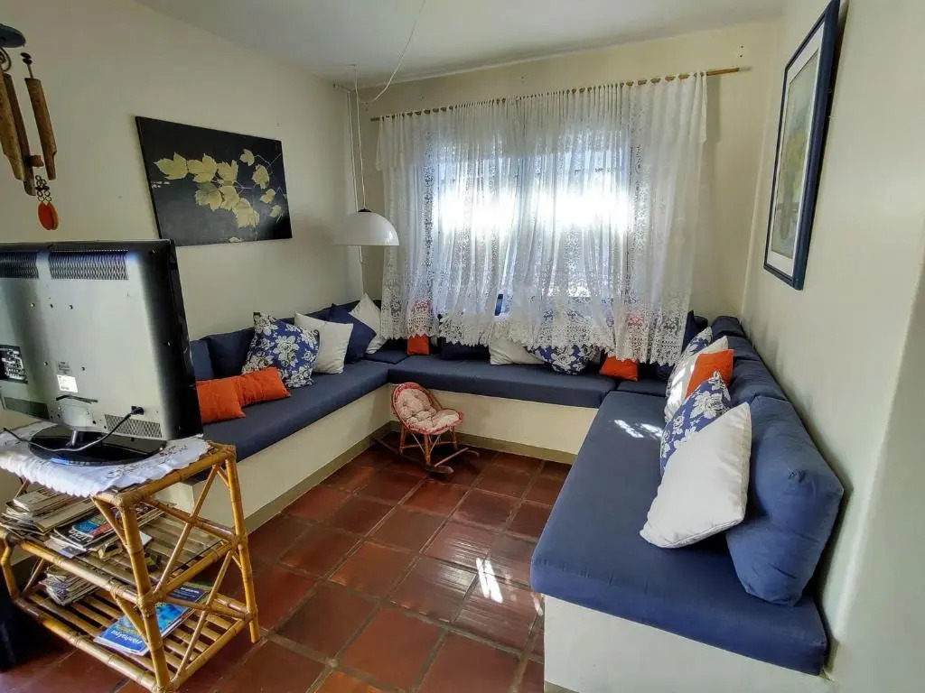 Tranquilidade a meia quadra da praia - churrasqueira, super wi-fi e Chromecast!