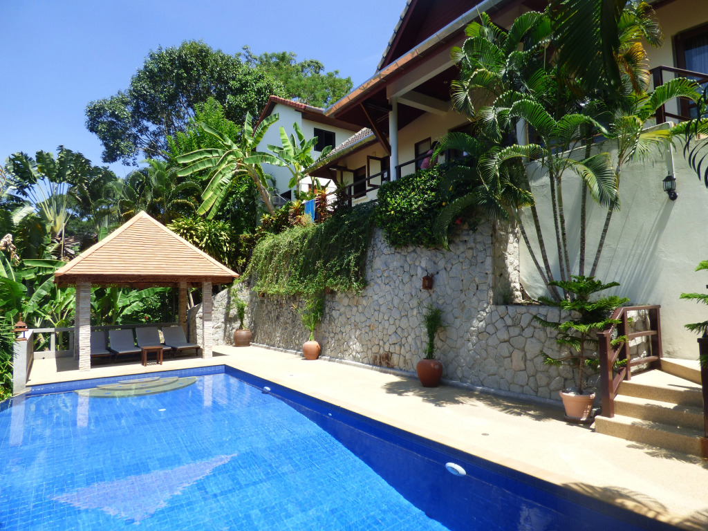 Baiyok Villa seaview and edge pool