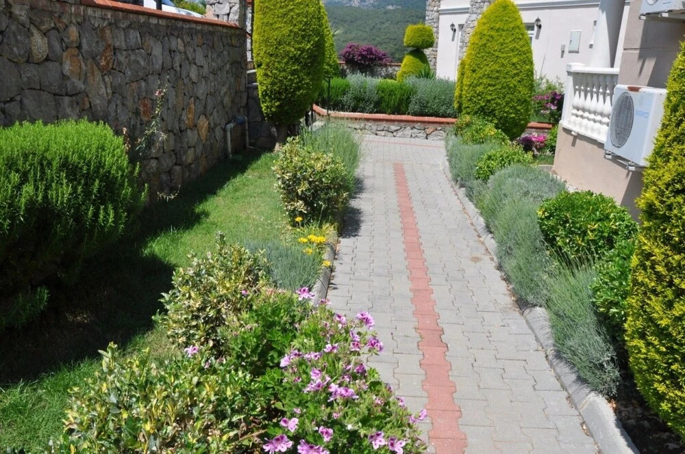 Thera Apart 1 by Angel Rentals