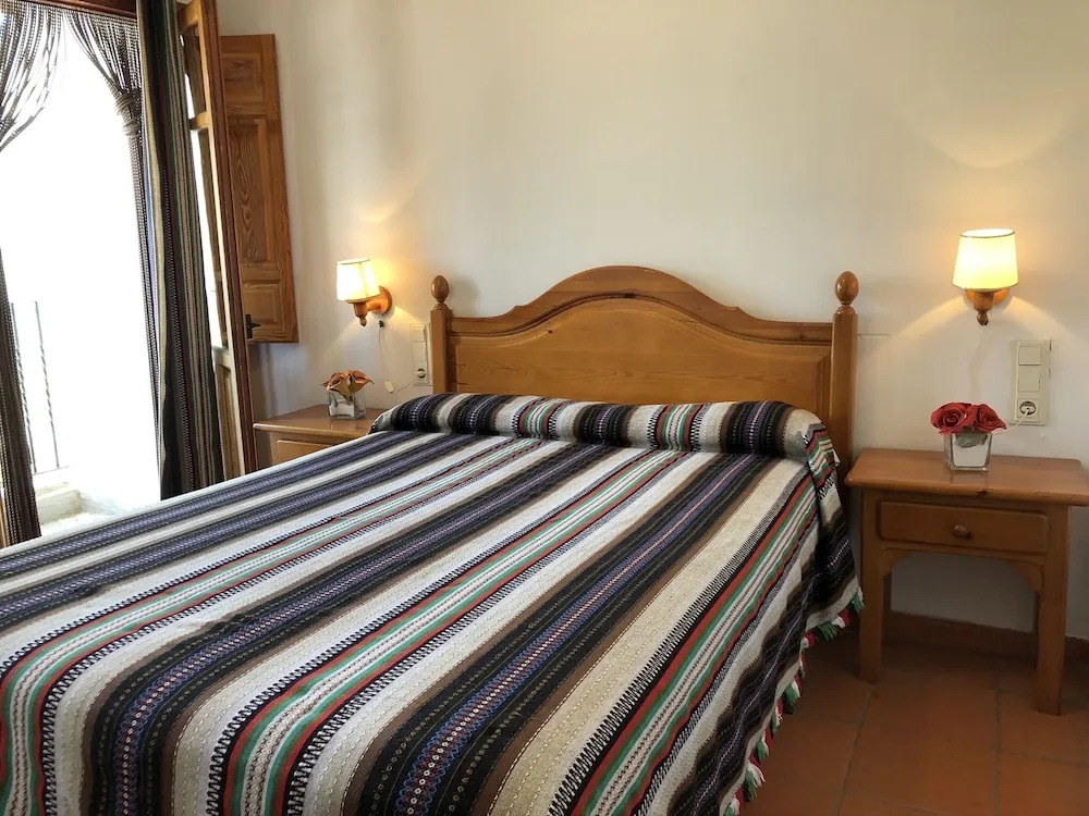 Apartamentos Rurales Poqueira