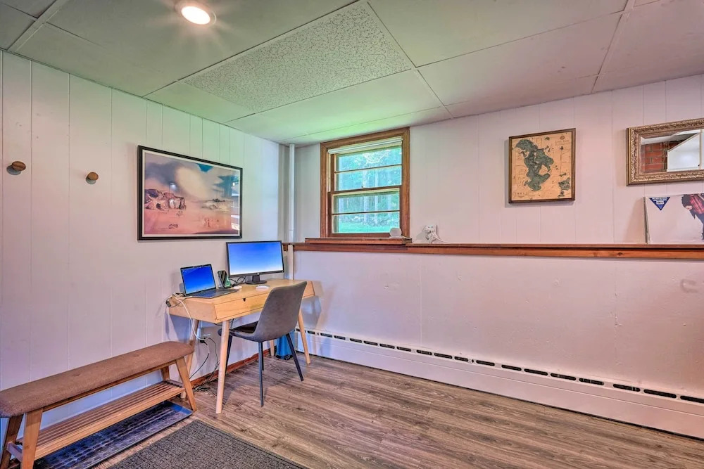 Nostalgic Vermont Escape in Manchester Center