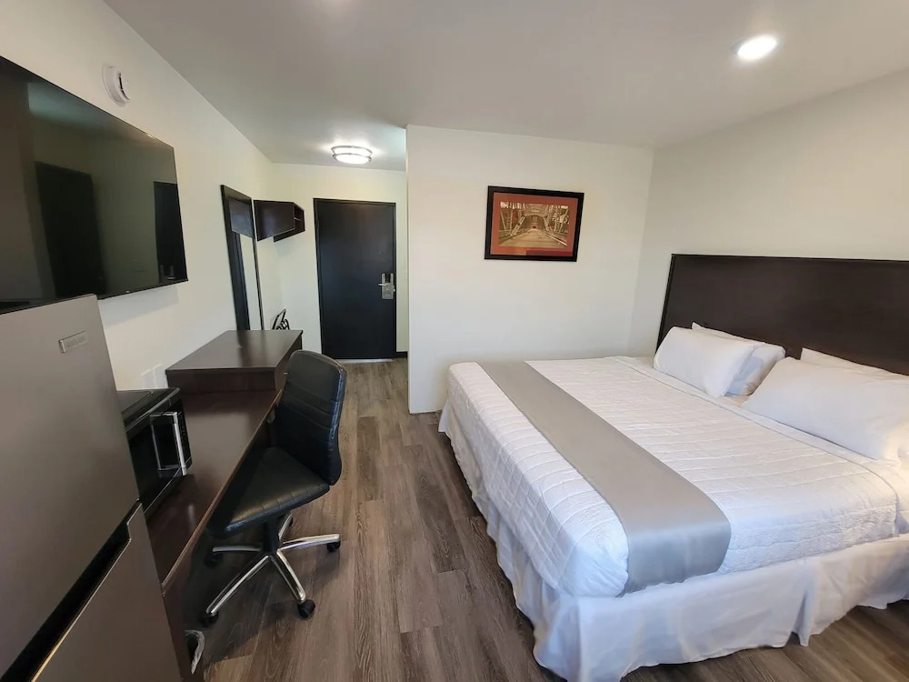The Suite Inn Minot