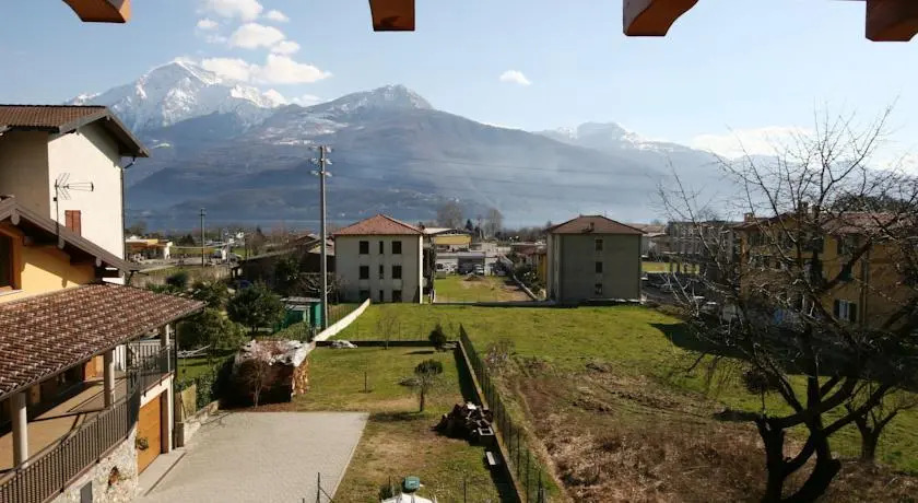 Casa Delta Dongo
