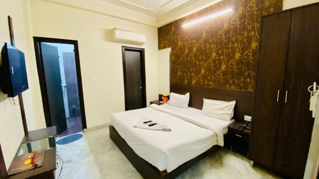 Hotel Pulse Inn- Near Jaipur Railway Station
