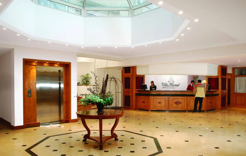 Huinid Bustillo Hotel & Spa