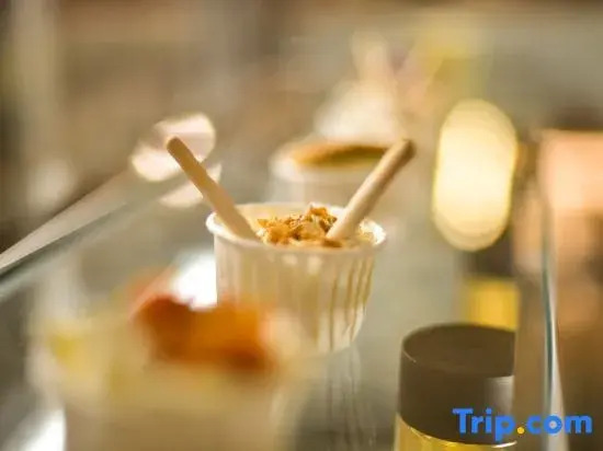 Tianjin Elong Hotel