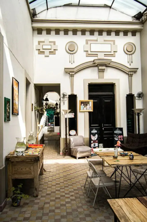 La casa de garces